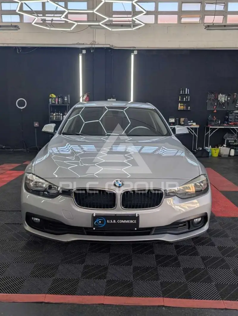 2016 BMW 318