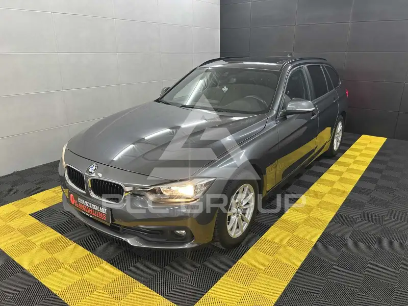 2016 BMW 318