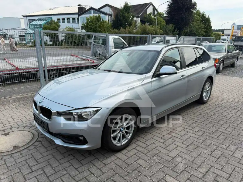 2016 BMW 318