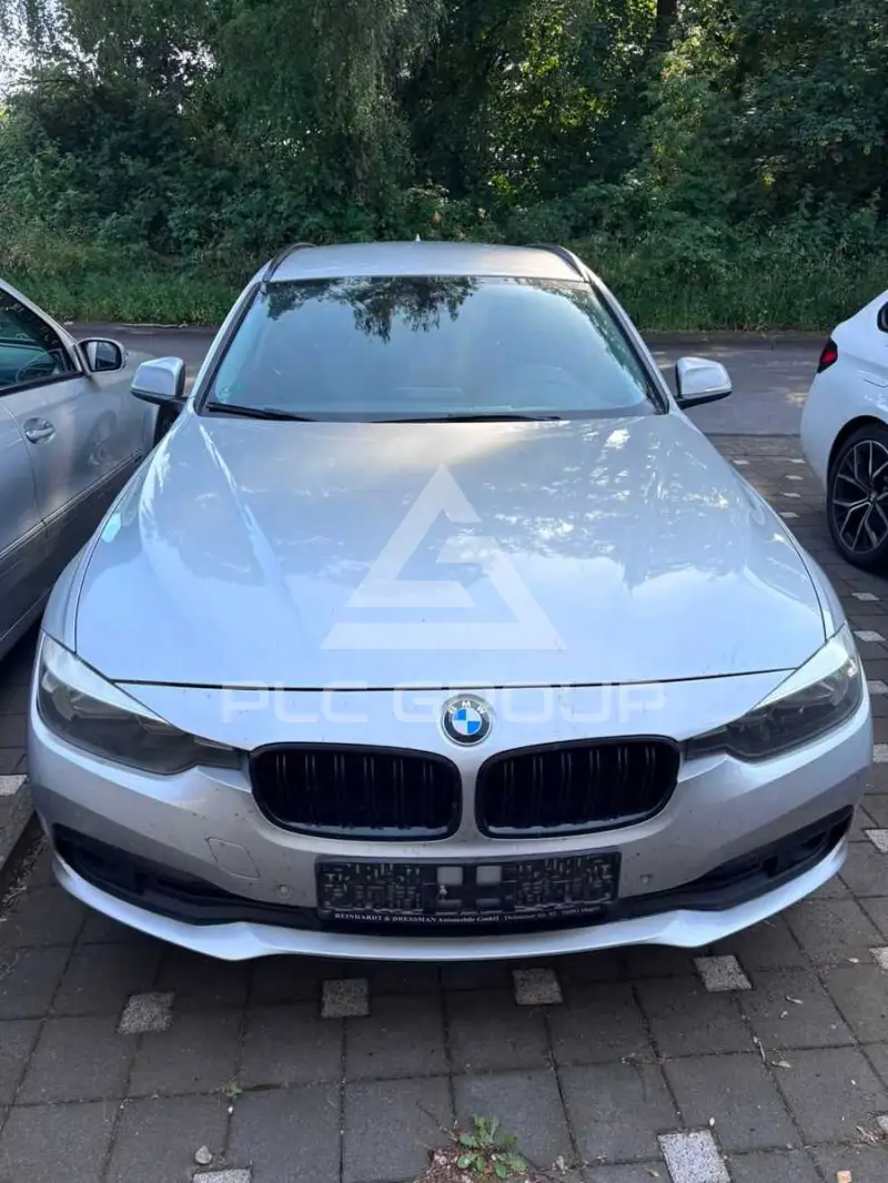 2016 BMW 318