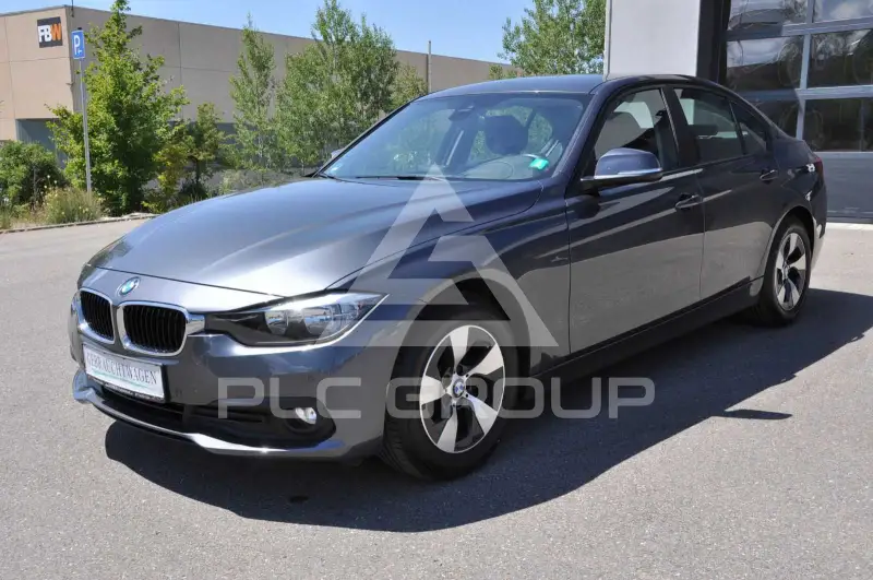 2016 BMW 318