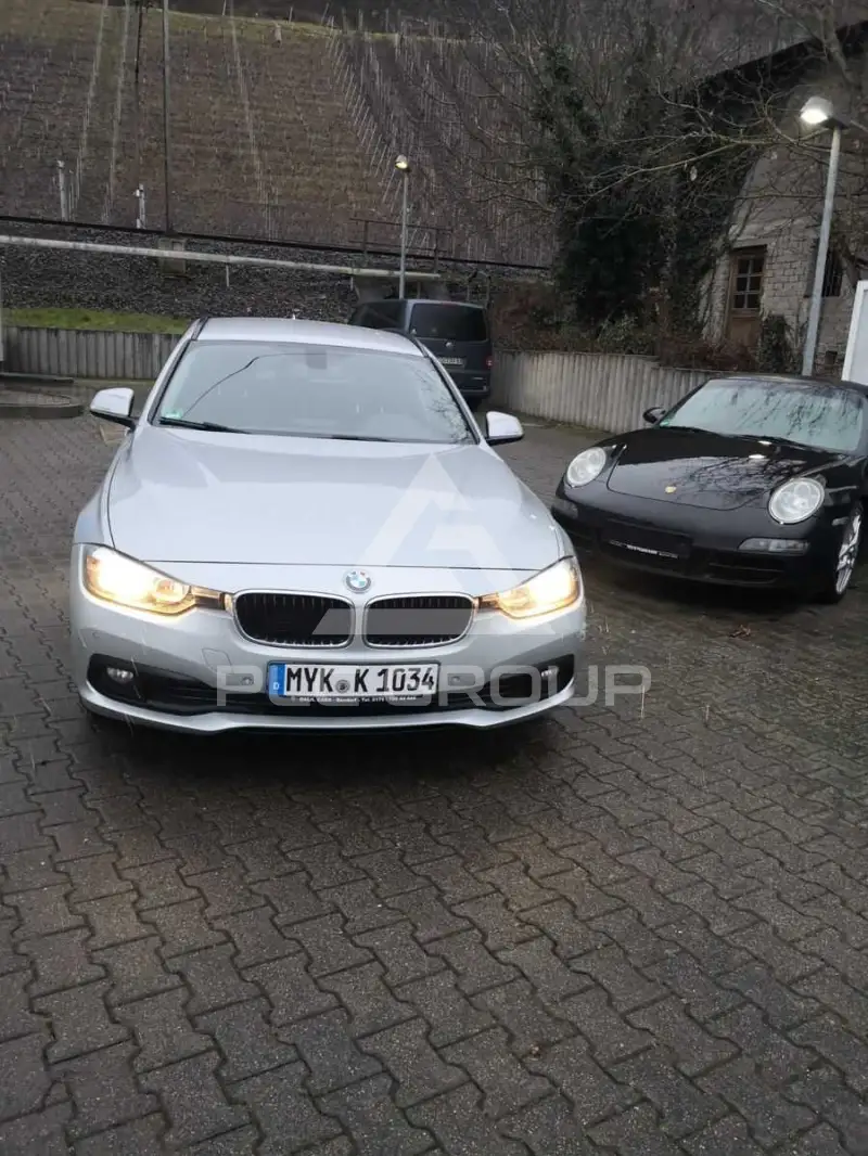 2016 BMW 318