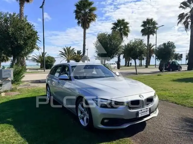 2016 BMW 318