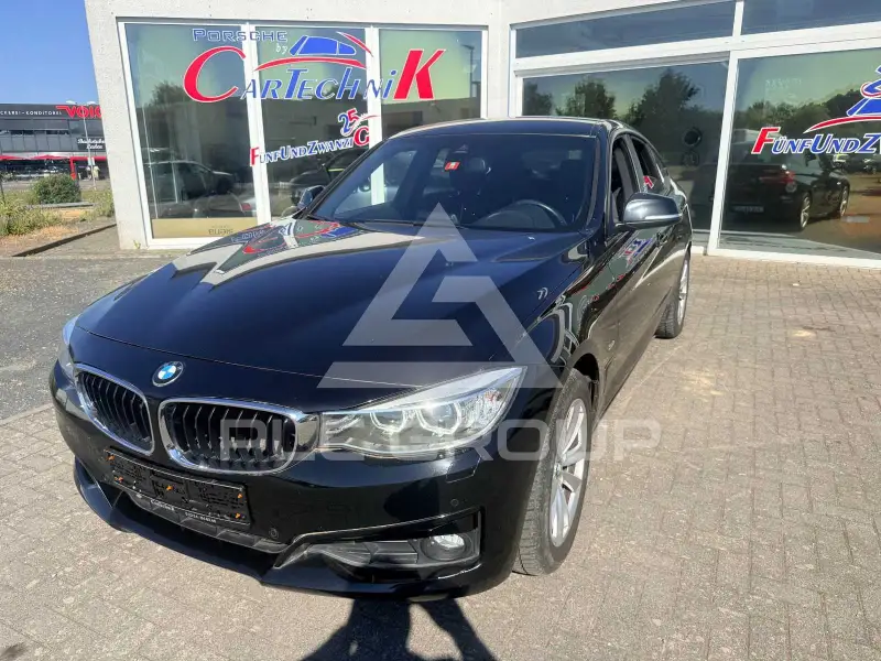 2016 BMW 318