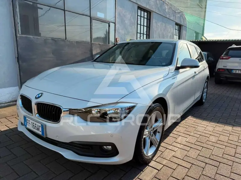 2016 BMW 318