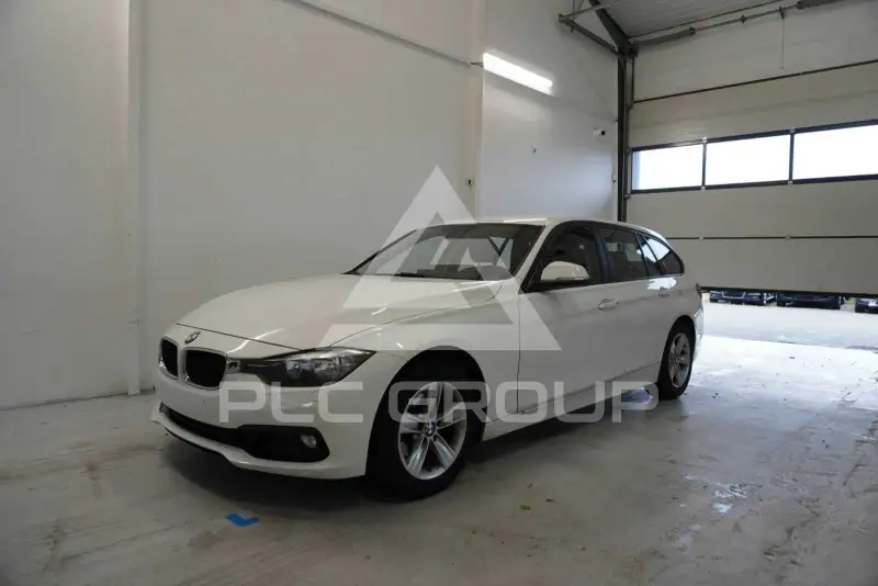 2016 BMW 318