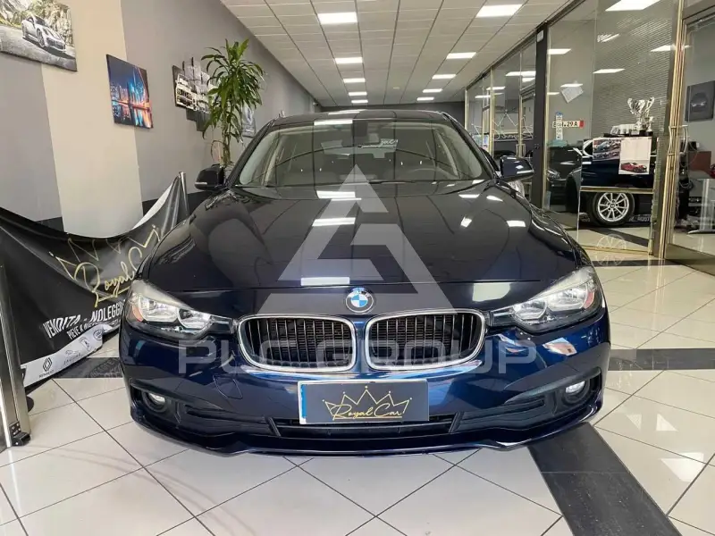 2016 BMW 318