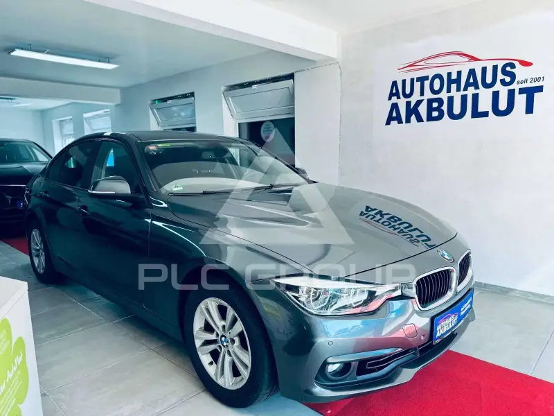 2016 BMW 318
