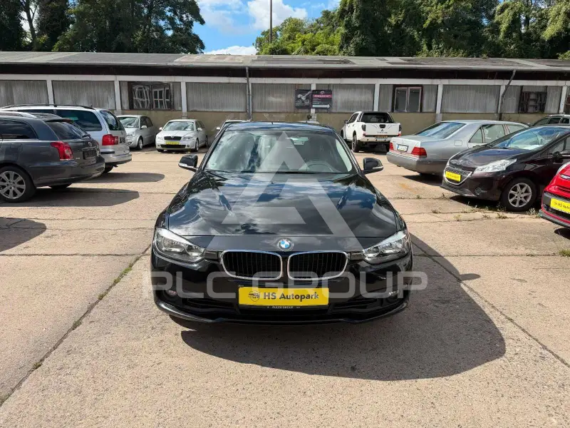 2016 BMW 318