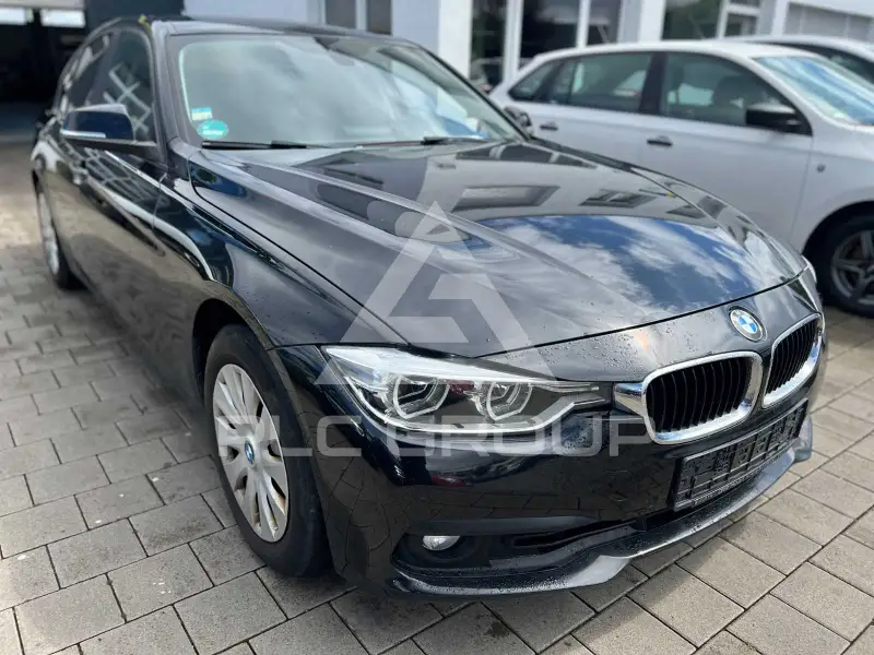 2016 BMW 318