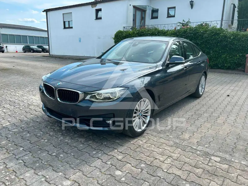 2016 BMW 320
