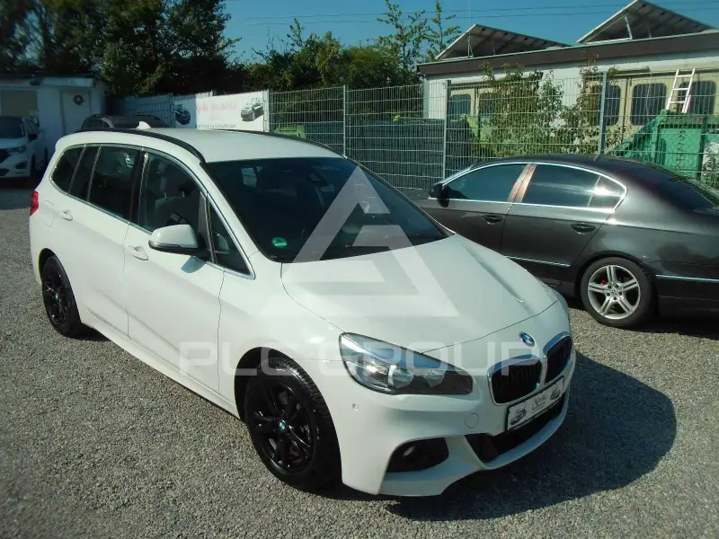 2016 BMW 218