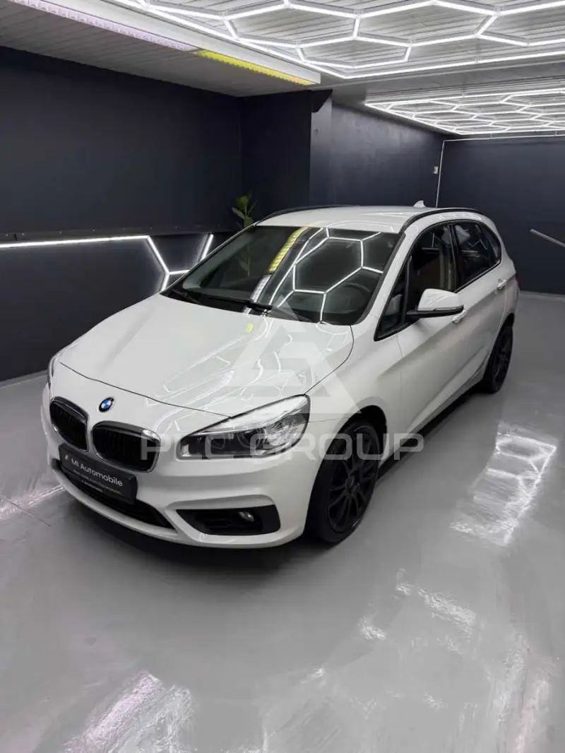 2016 BMW 220