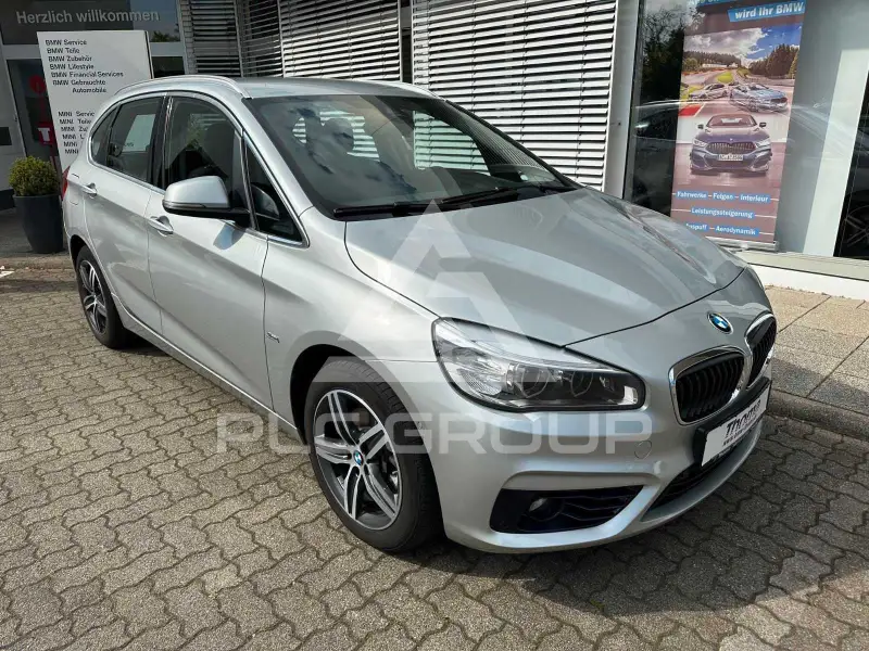 2016 BMW 220