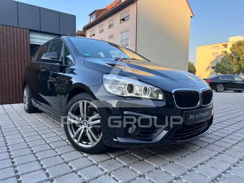 2016 BMW 220