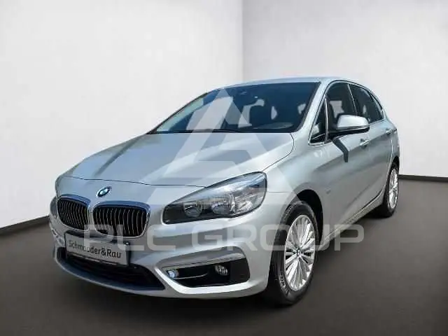 2016 BMW 220