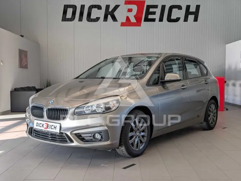 2016 BMW 220