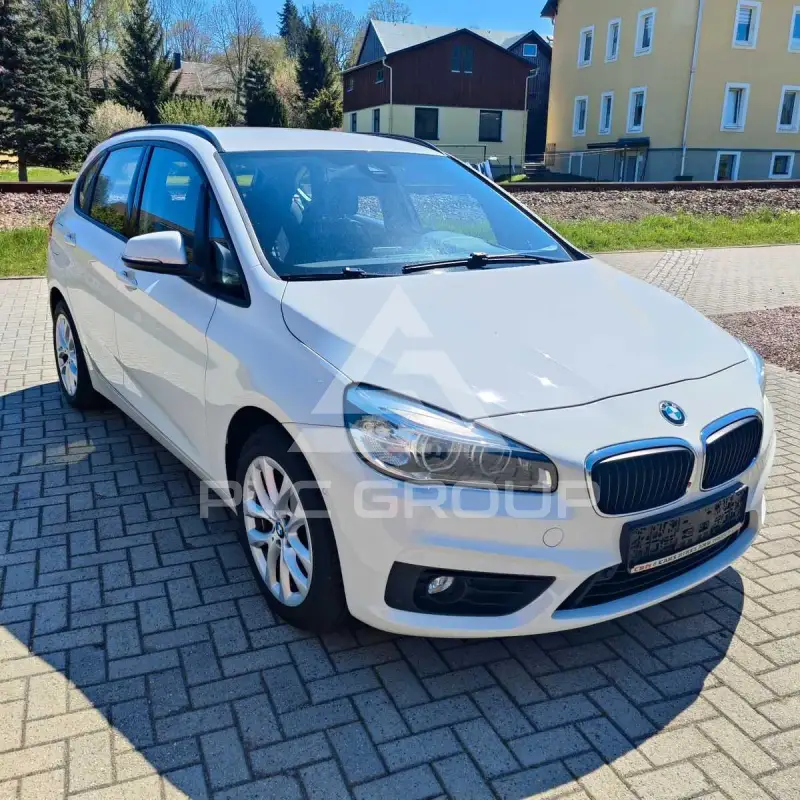2016 BMW 225