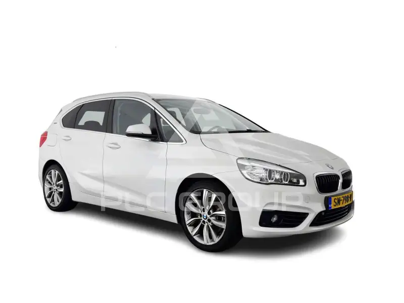 2016 BMW 225
