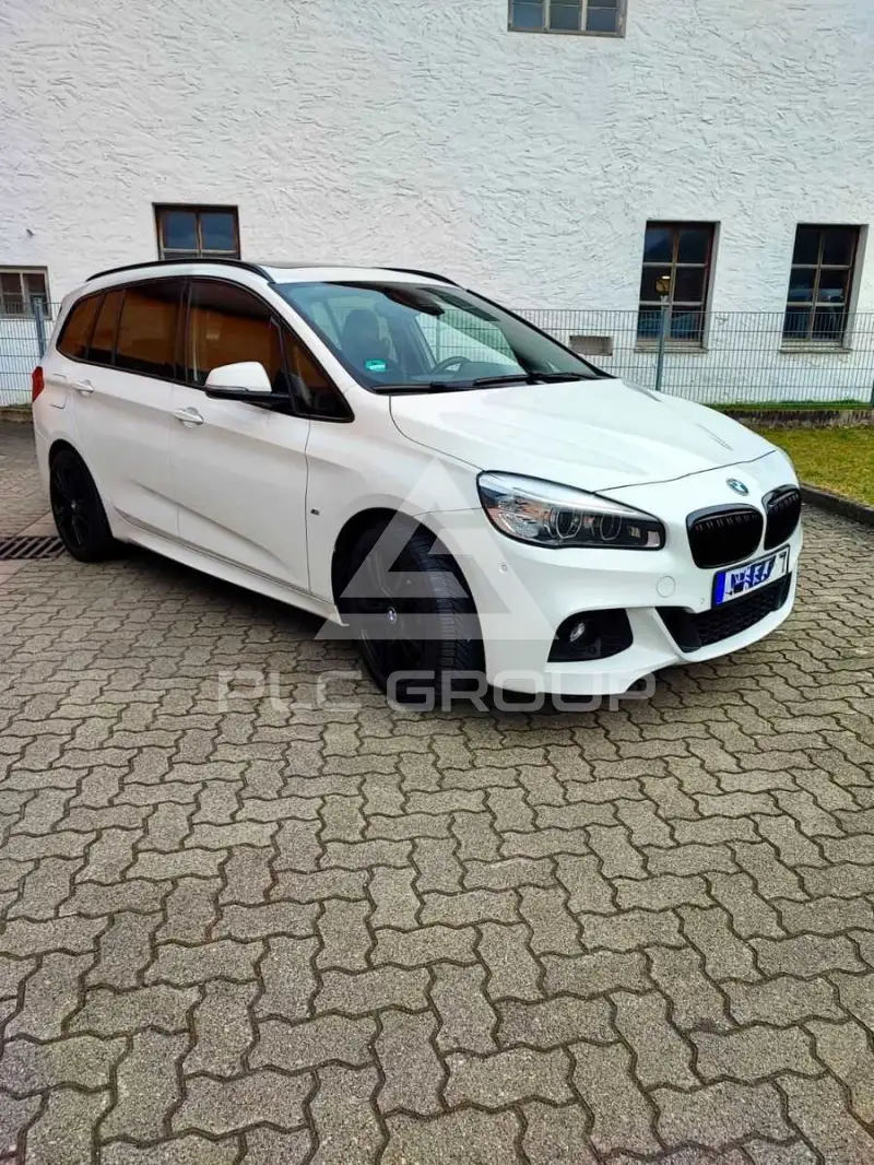 2016 BMW 220