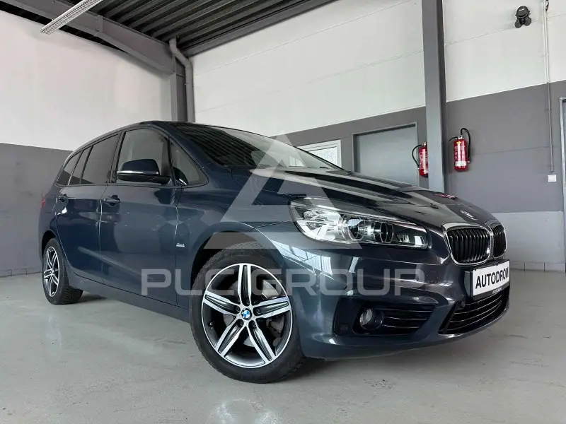 2016 BMW 220