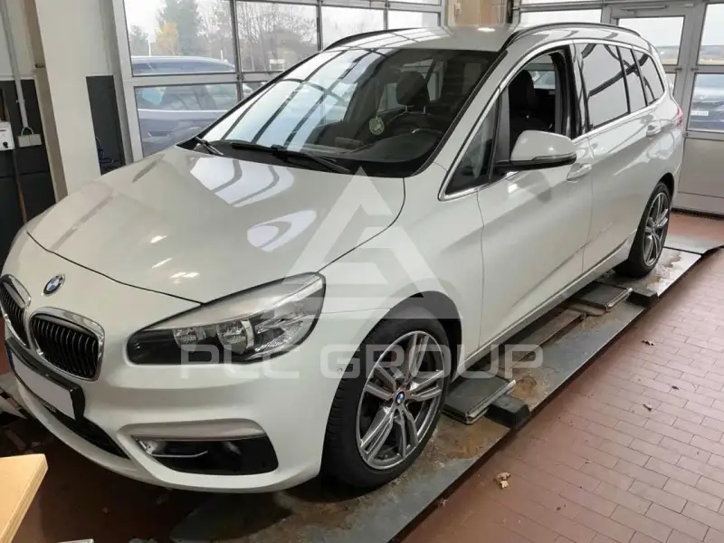 2016 BMW 220