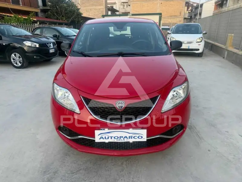 2016 Lancia YPSILON