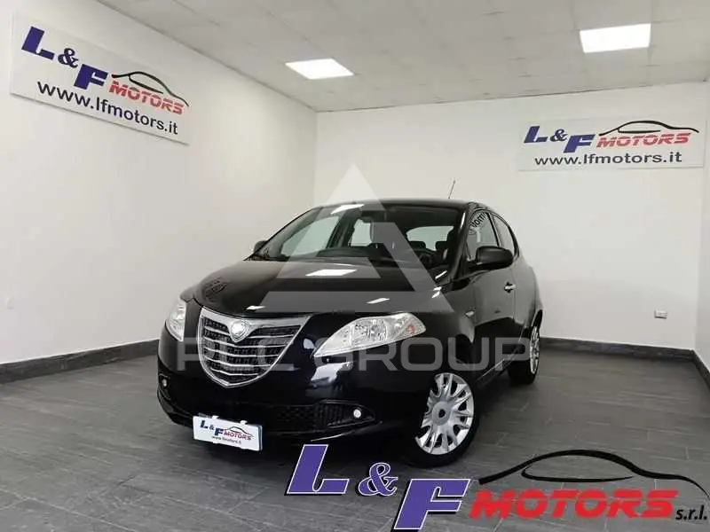 2016 Lancia YPSILON