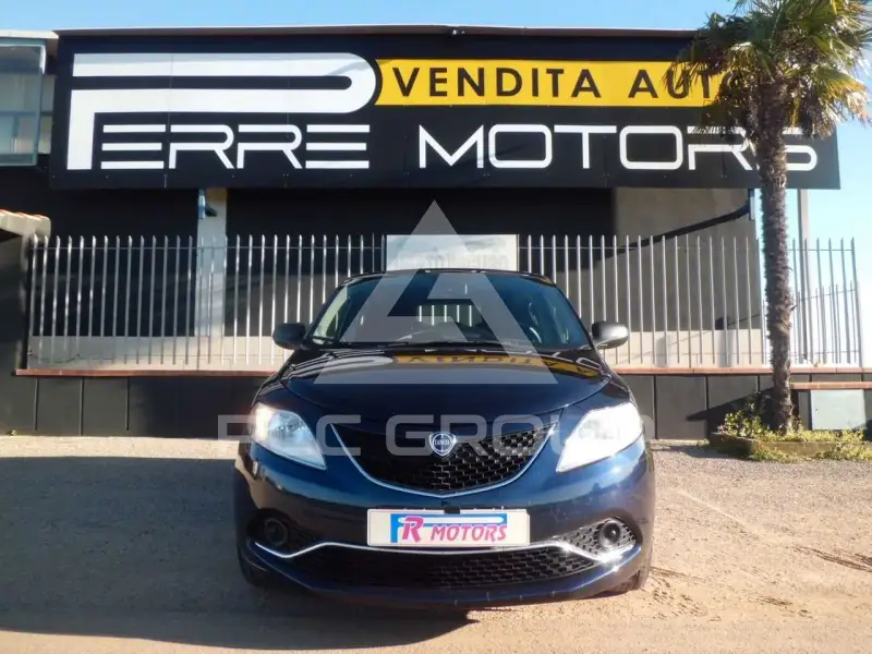 2016 Lancia YPSILON