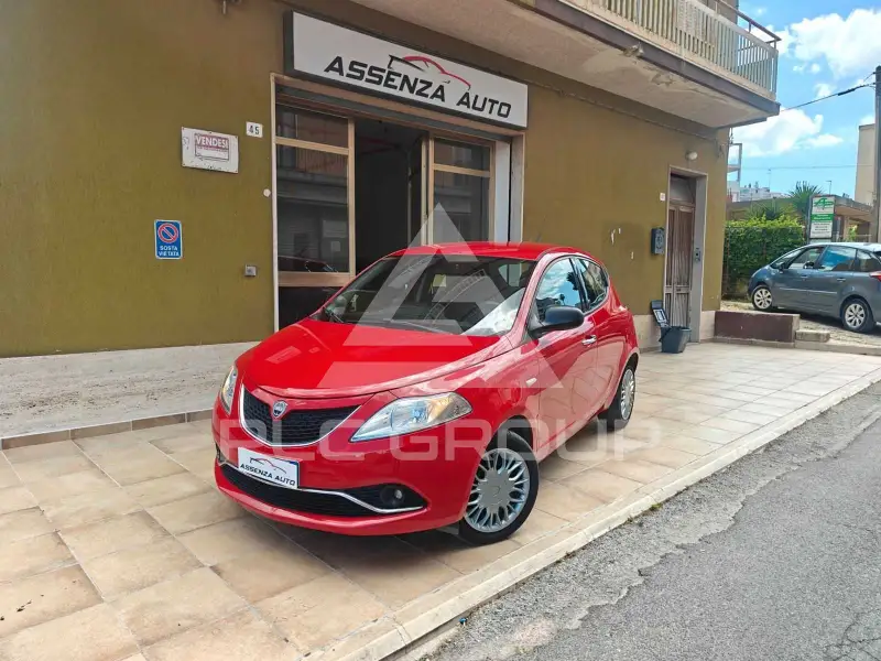 2016 Lancia YPSILON