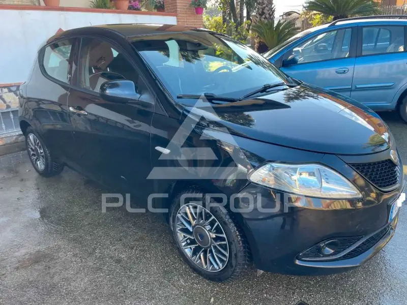 2016 Lancia YPSILON