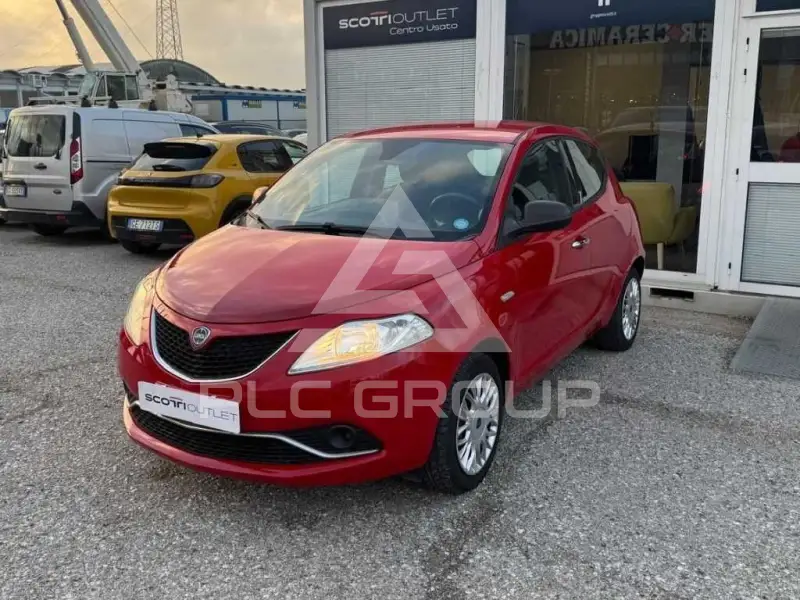 2016 Lancia YPSILON
