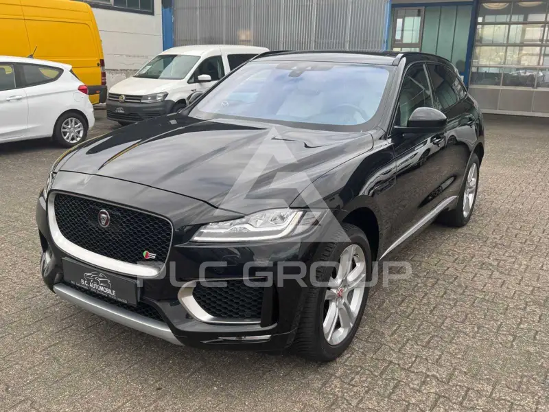 2016 Jaguar F-PACE