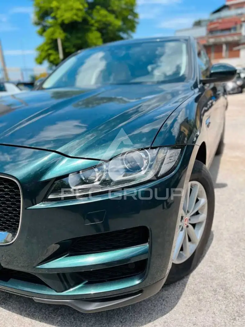 2016 Jaguar F-PACE