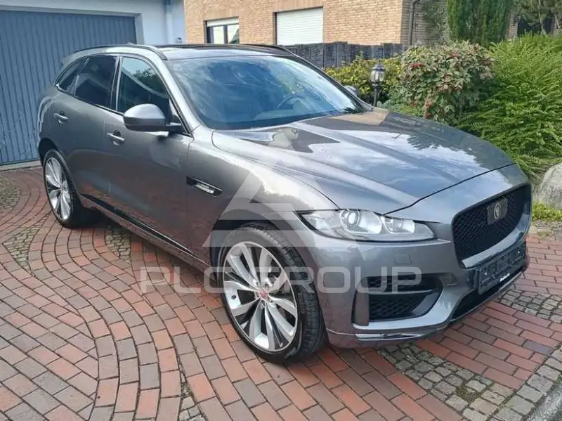 2016 Jaguar F-PACE