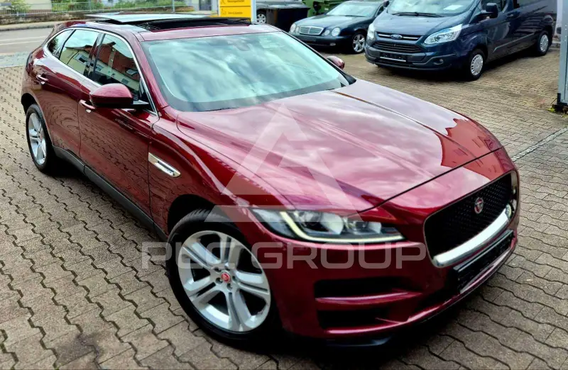 2016 Jaguar F-PACE