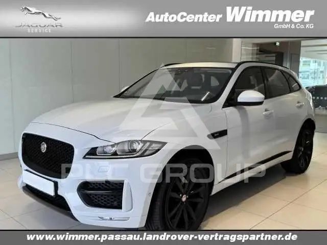 2016 Jaguar F-PACE