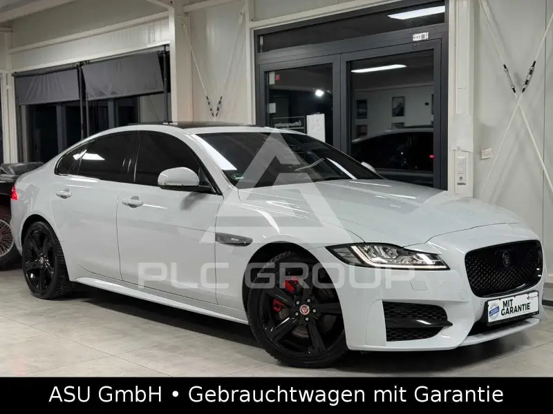 2016 Jaguar XF