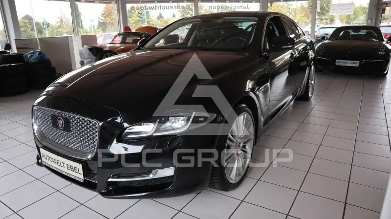 2016 Jaguar XJ