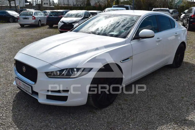 2016 Jaguar XE