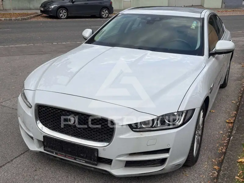 2016 Jaguar XE