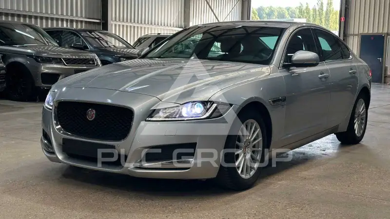 2016 Jaguar XE