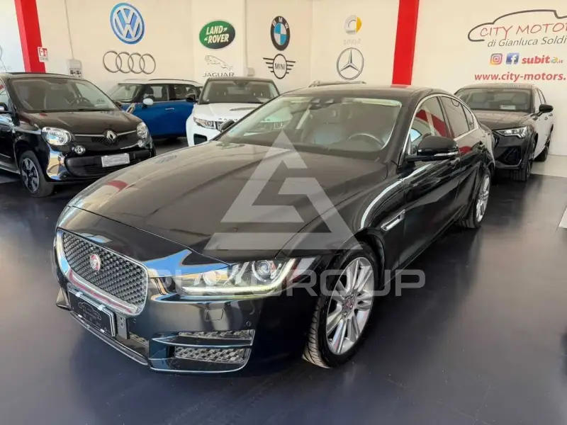 2016 Jaguar XE