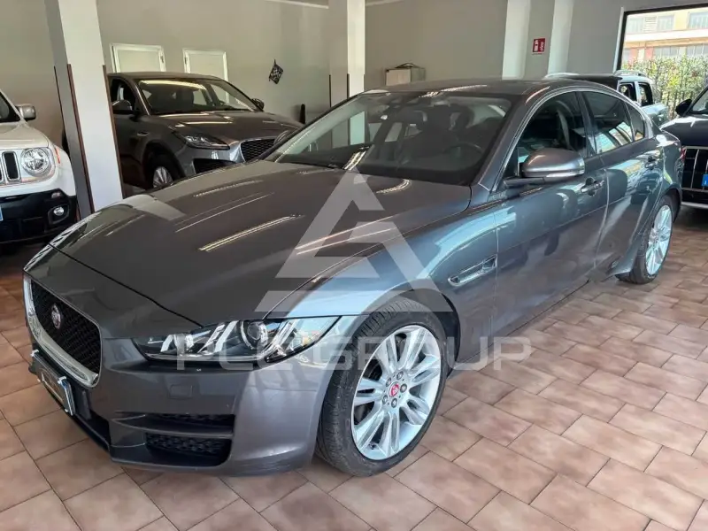 2016 Jaguar XE