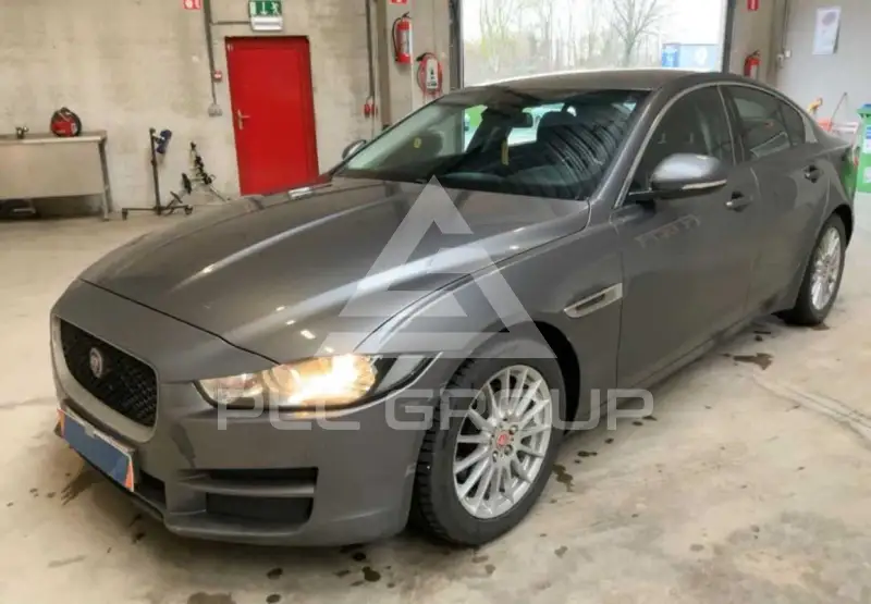 2016 Jaguar XE
