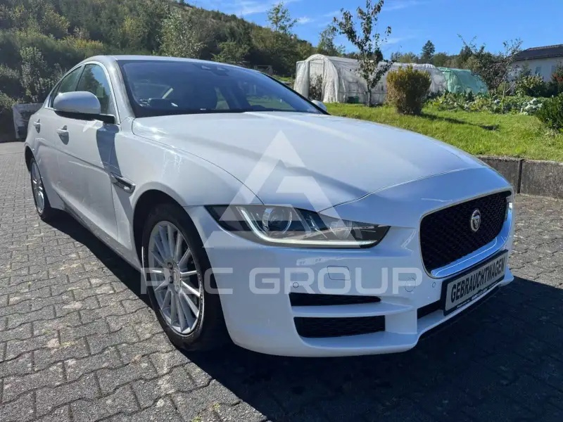 2016 Jaguar XE