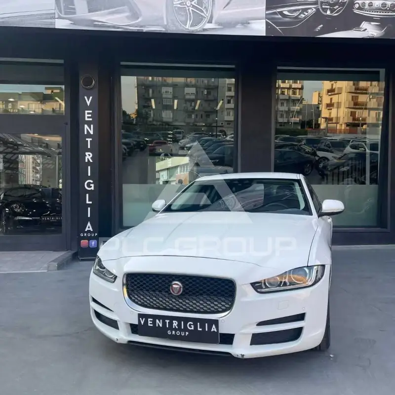 2016 Jaguar XE