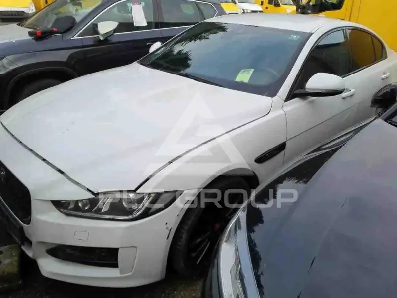 2016 Jaguar XE