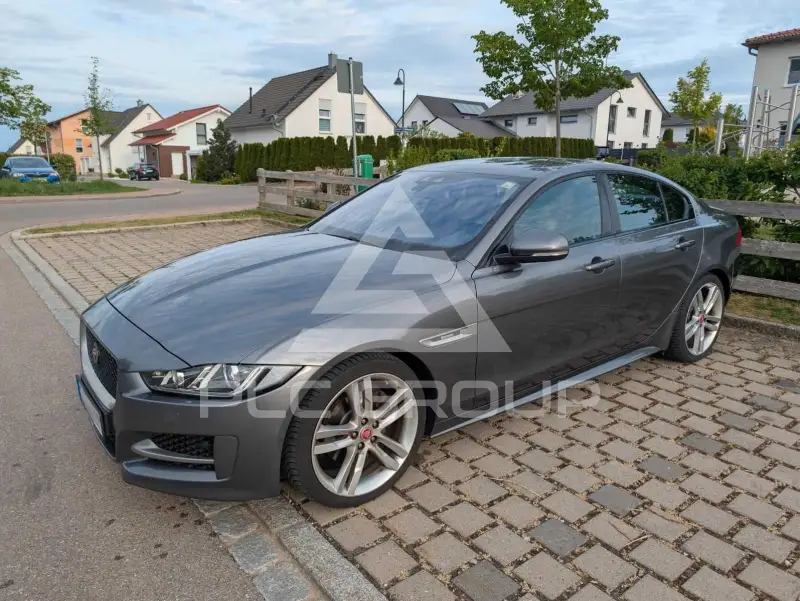 2016 Jaguar XE