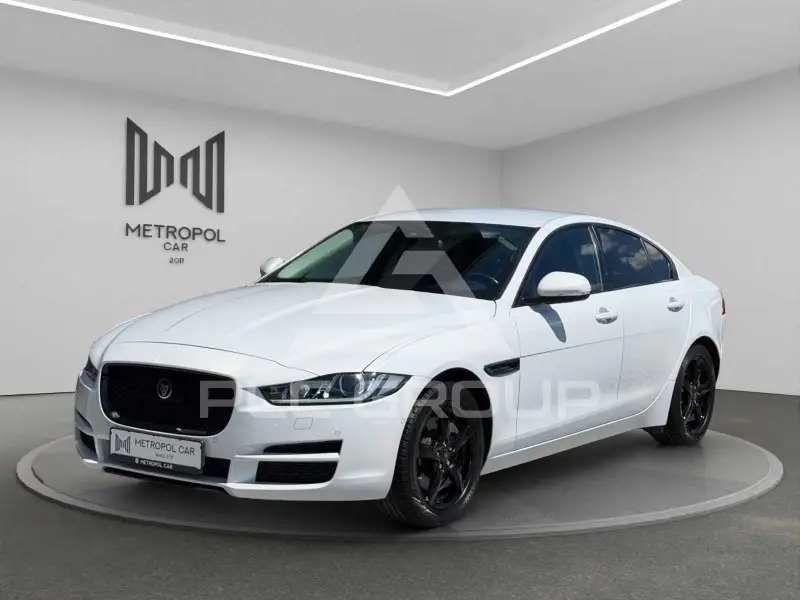 2016 Jaguar XE